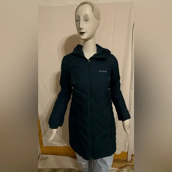 Columbia Women's Black Quilted Jacket - Picture 2 of 14